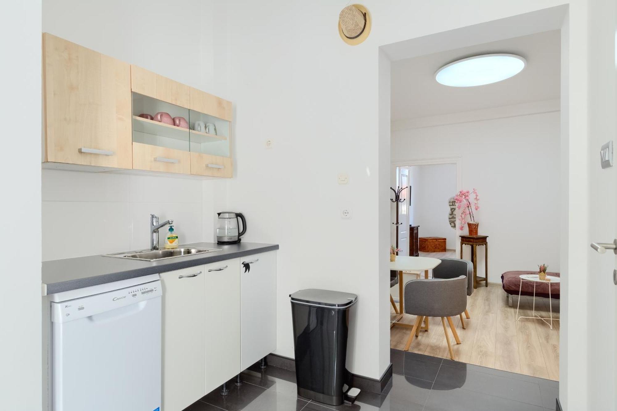 Apartma Large In Centre Pula! Pula